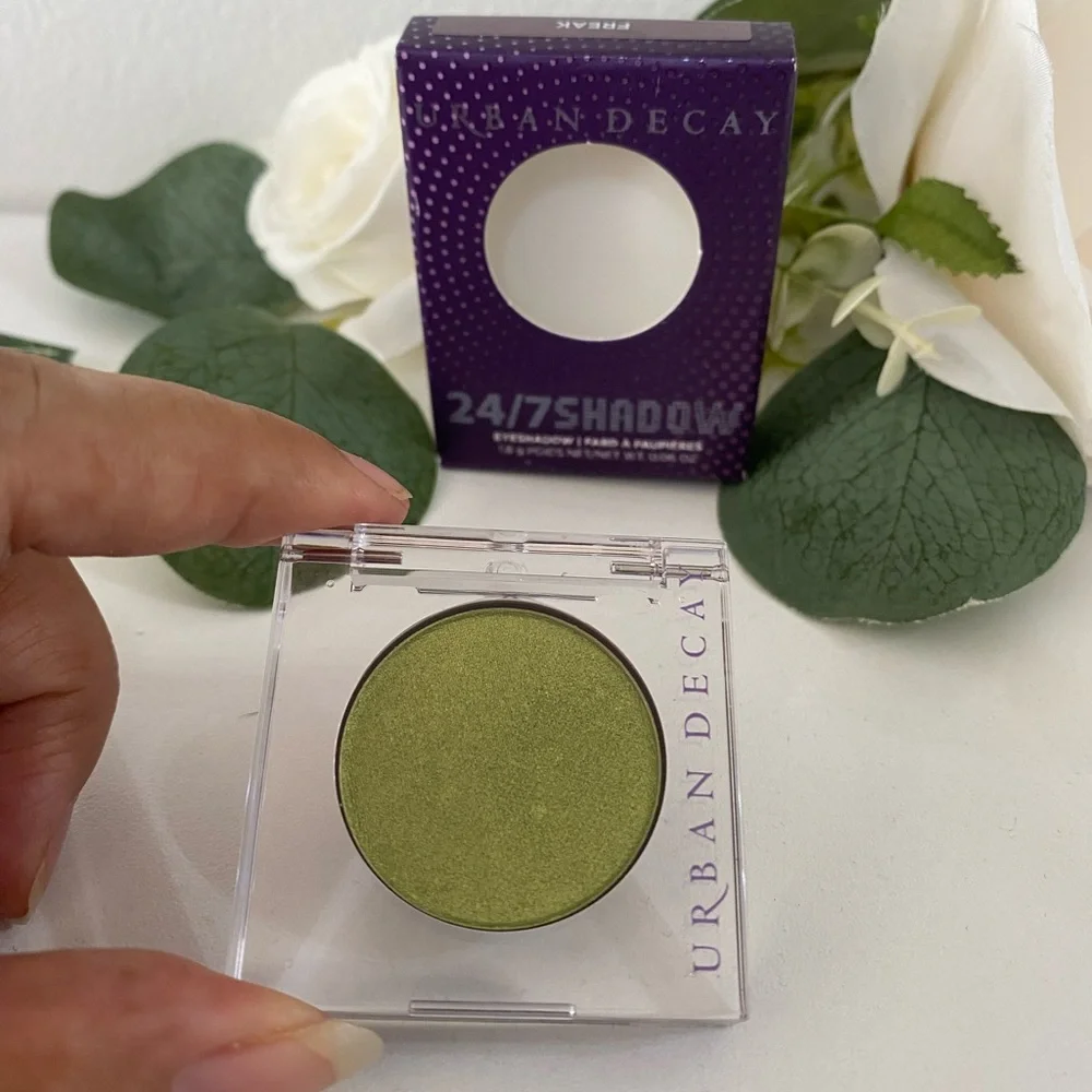 Urban Decay Green Eyeshadow
